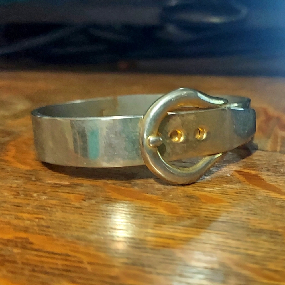 VINTAGE Brass Gold Bracelet ✨️ CUTE 80s Japanese Bangle Bracelet
